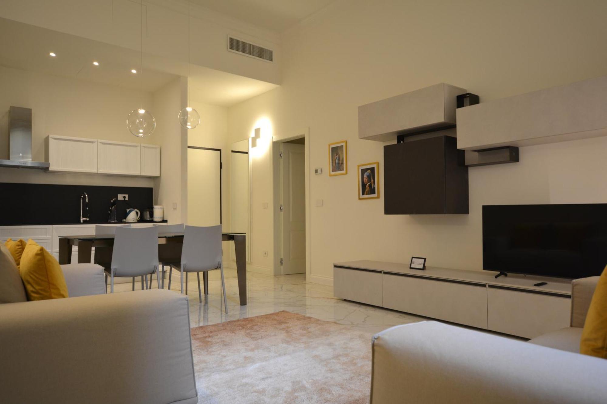 Duomo Luxury Apartment